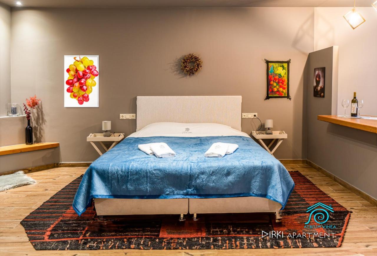 דירות Smila Atrium Vinea Brintziki Winery מראה חיצוני תמונה